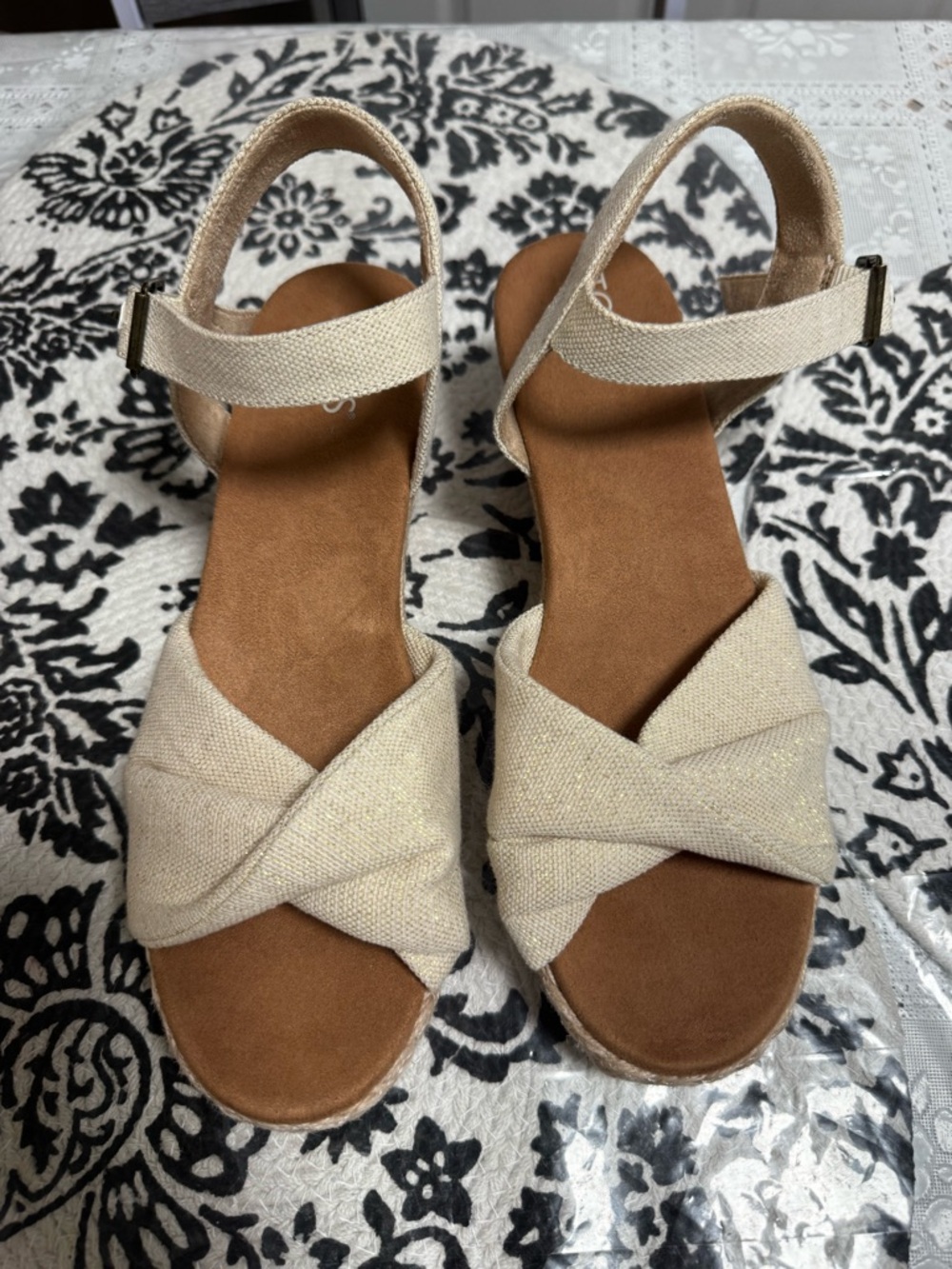 Toms Cream Cross‑Front Wedge Sandals